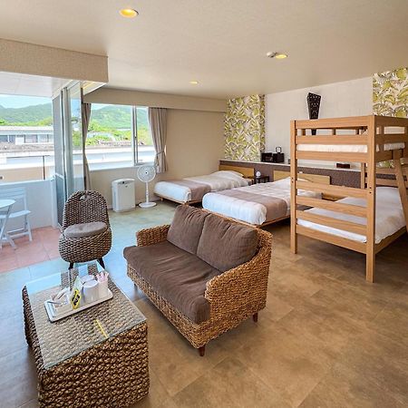 Hotel Alaise De Bale Ishigaki à Ishigaki  Extérieur photo