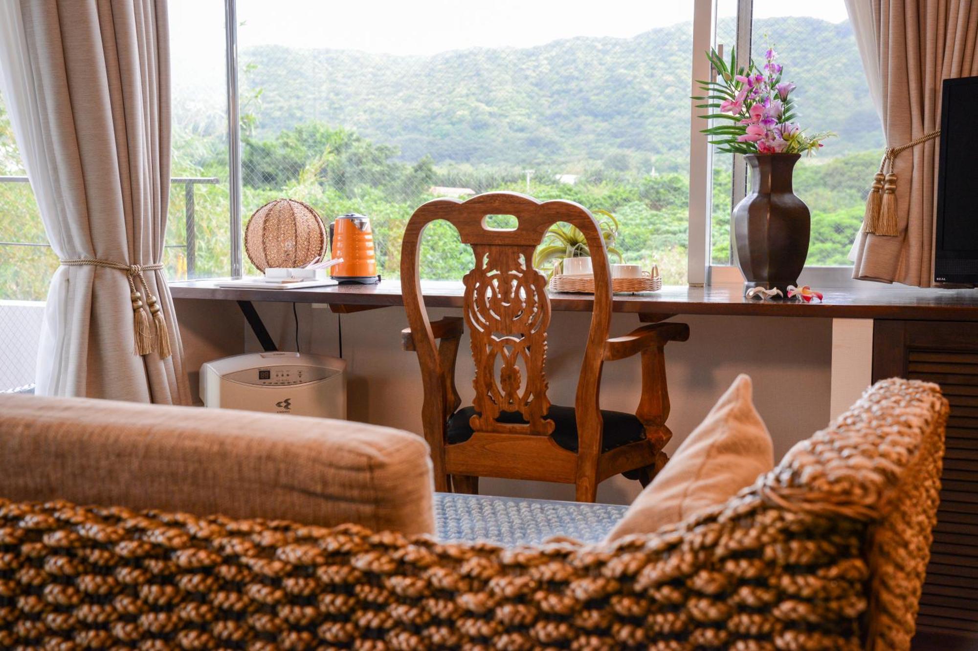 Hotel Alaise De Bale Ishigaki à Ishigaki  Extérieur photo