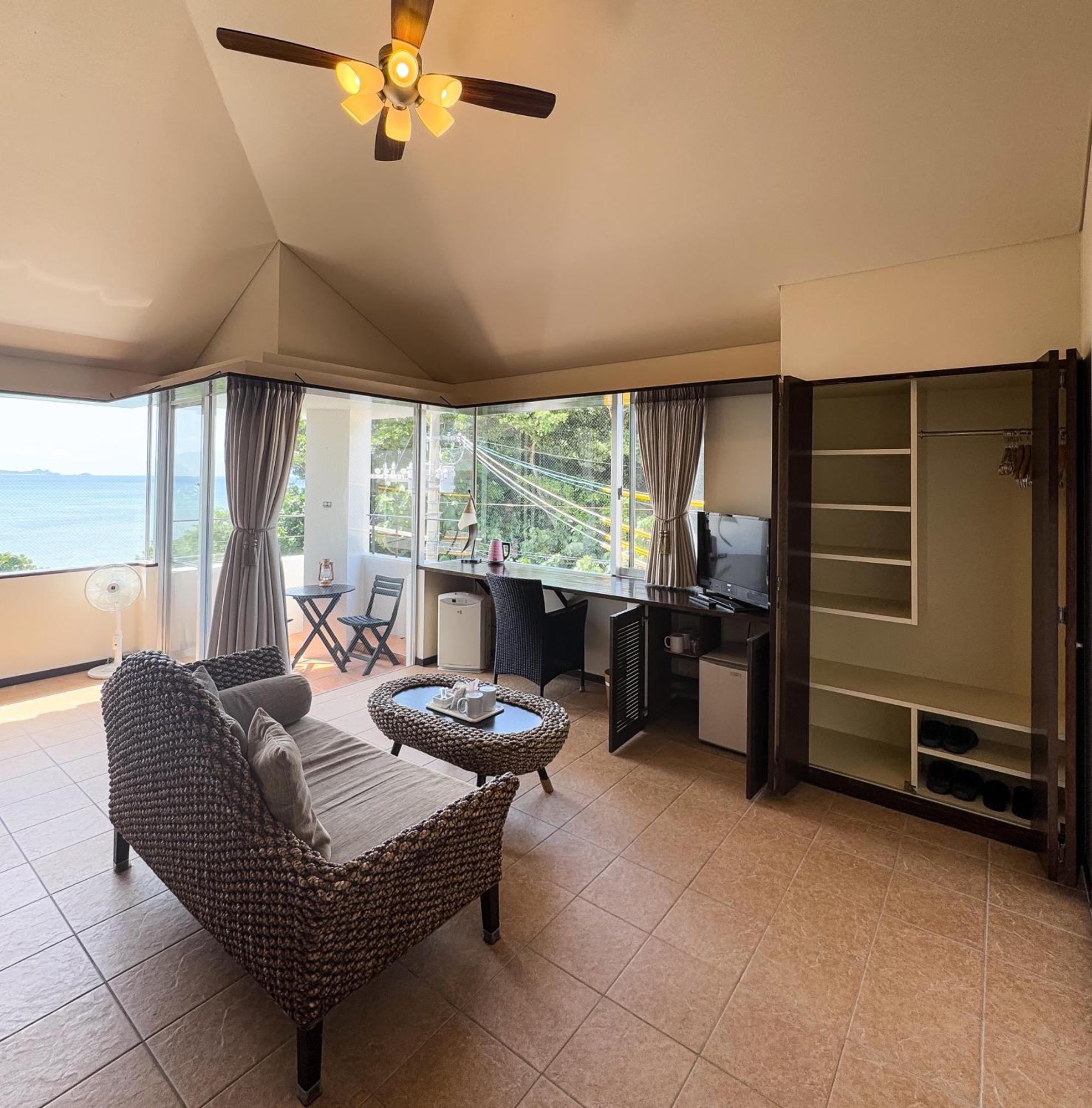 Hotel Alaise De Bale Ishigaki à Ishigaki  Extérieur photo