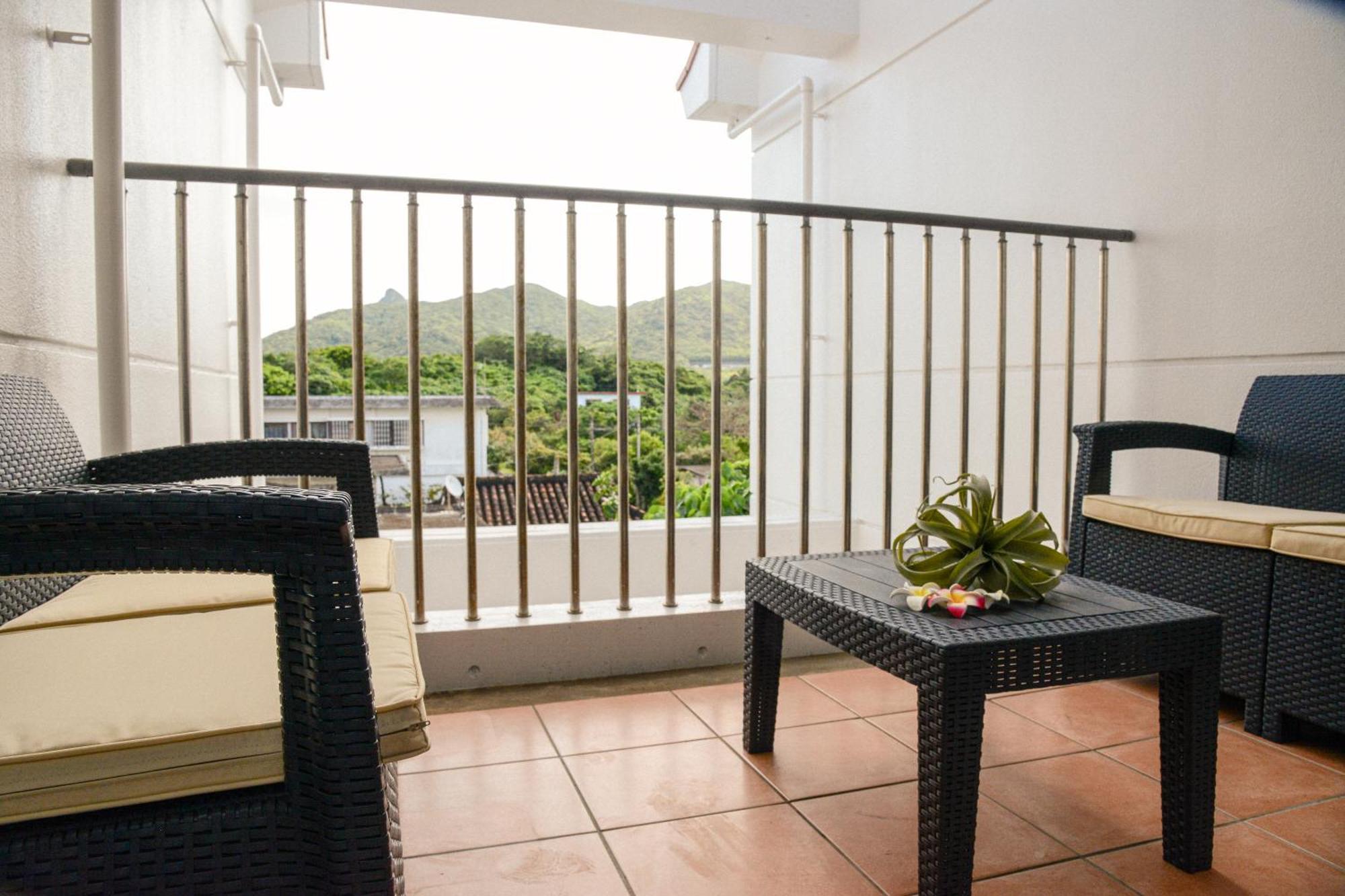 Hotel Alaise De Bale Ishigaki à Ishigaki  Extérieur photo