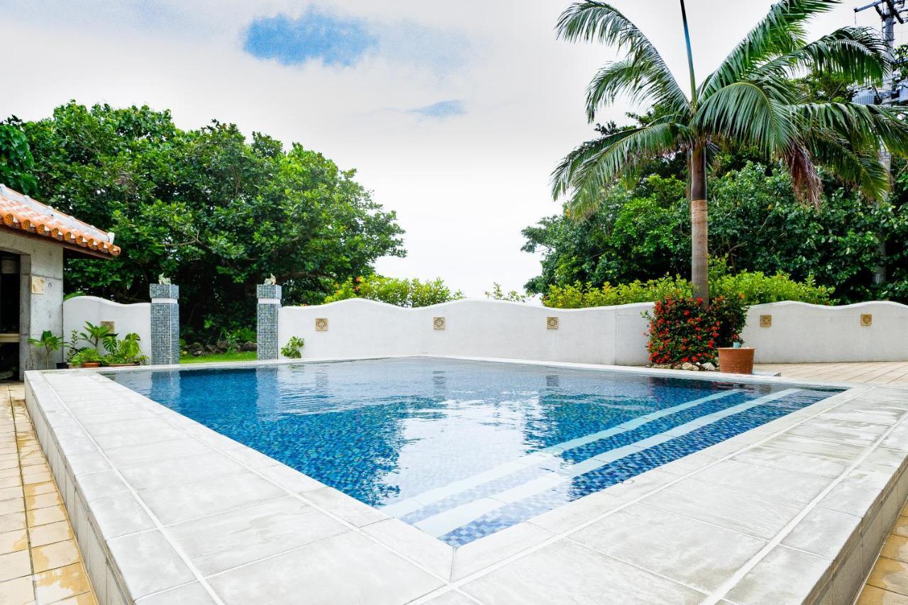 Hotel Alaise De Bale Ishigaki à Ishigaki  Extérieur photo